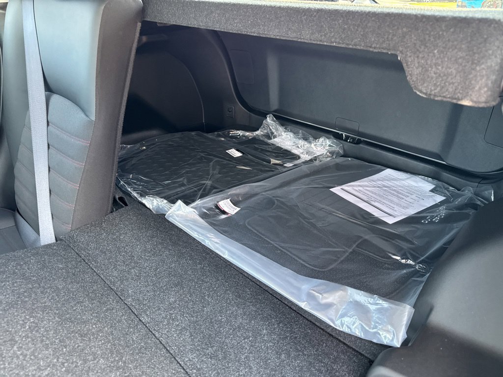 New 2027 Mitsubishi Outlander Sport SE FWD image 24