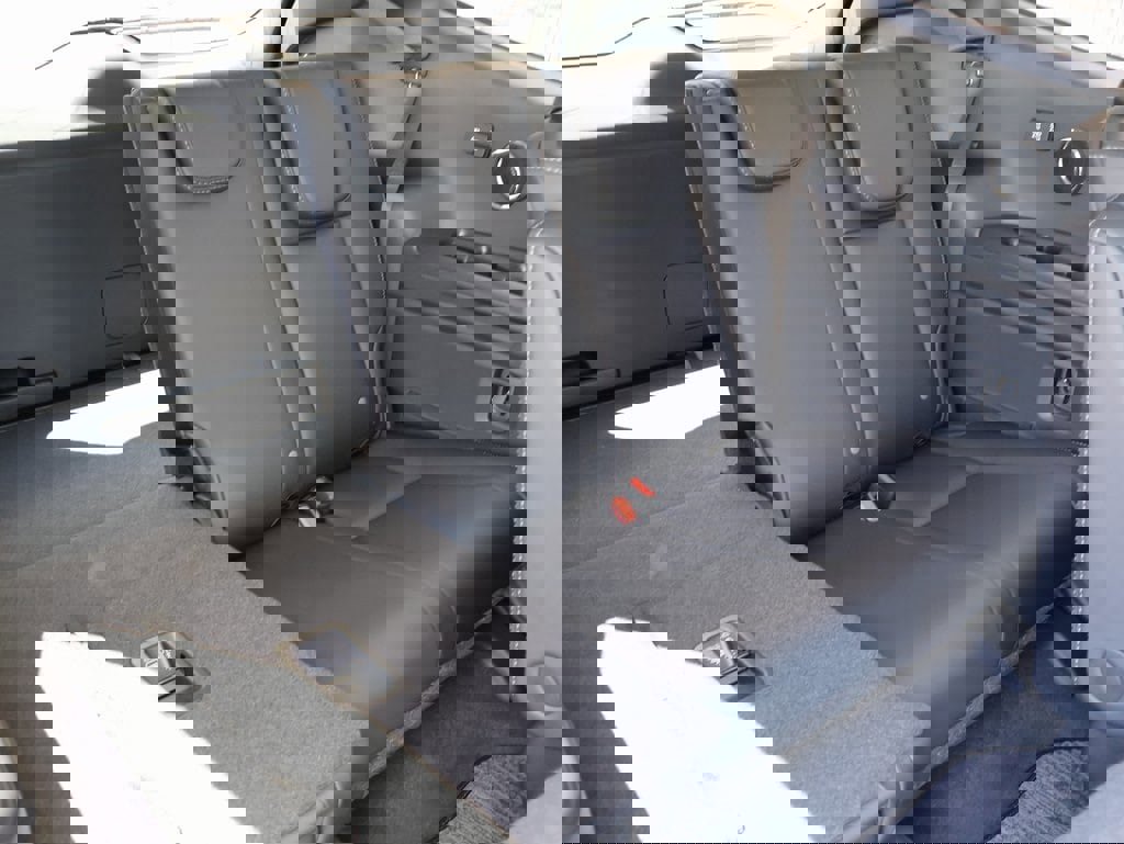 New 2025 Subaru Ascent Limited image 14