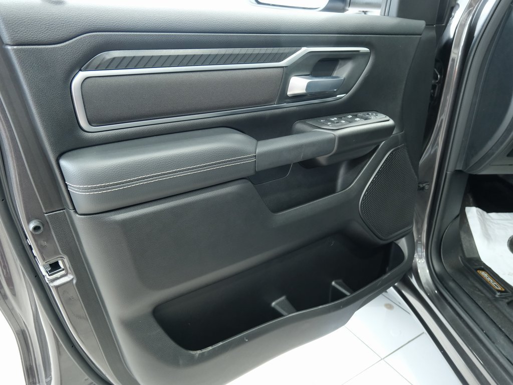 New 2026 RAM 1500 4x4 Crew Cab image 15