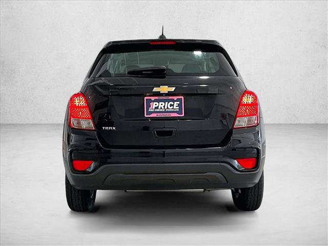 Used 2019 Chevrolet Trax LS FWD image 4