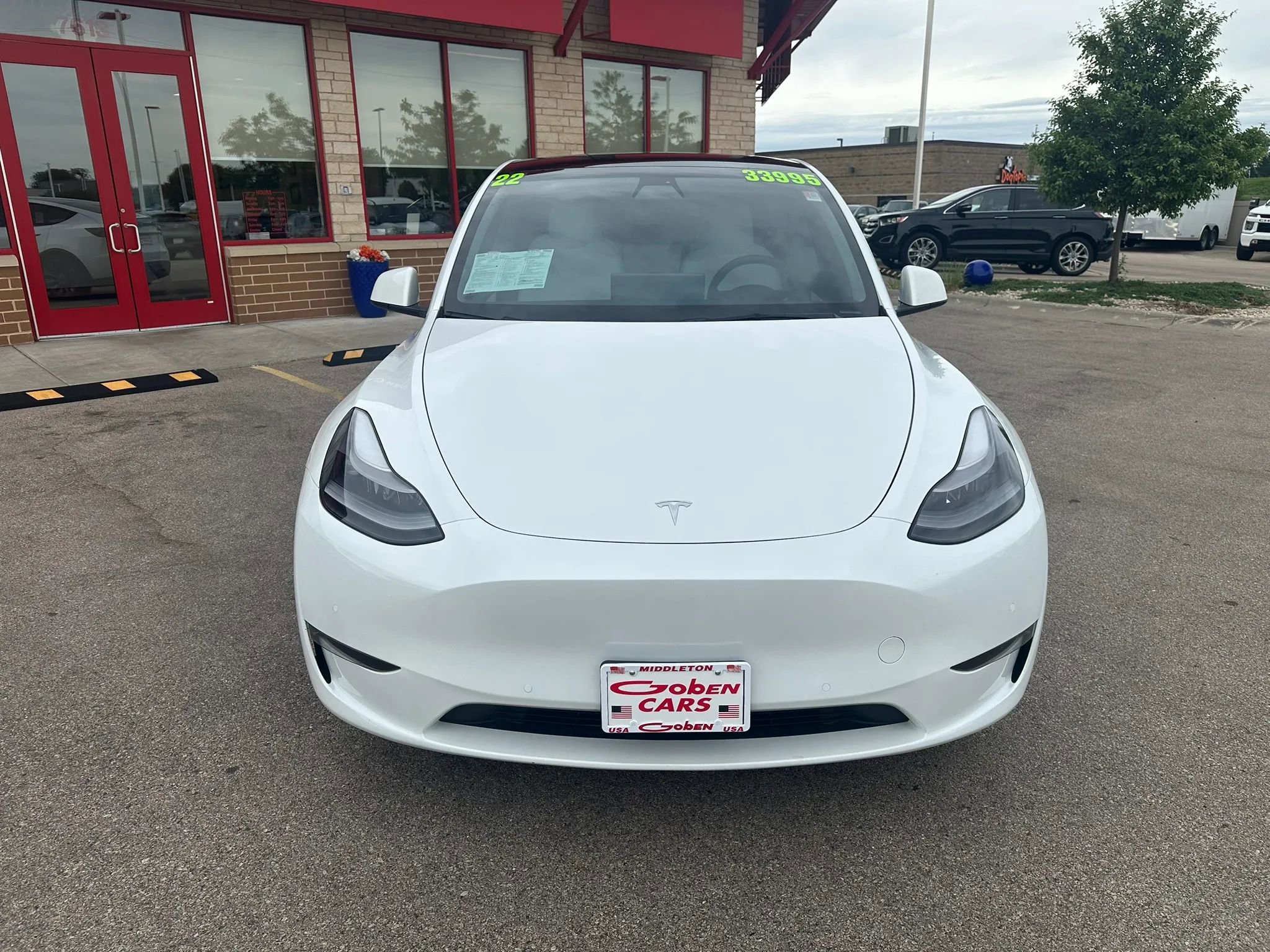 Used 2022 Tesla Model Y Performance AWD/4WD image 2