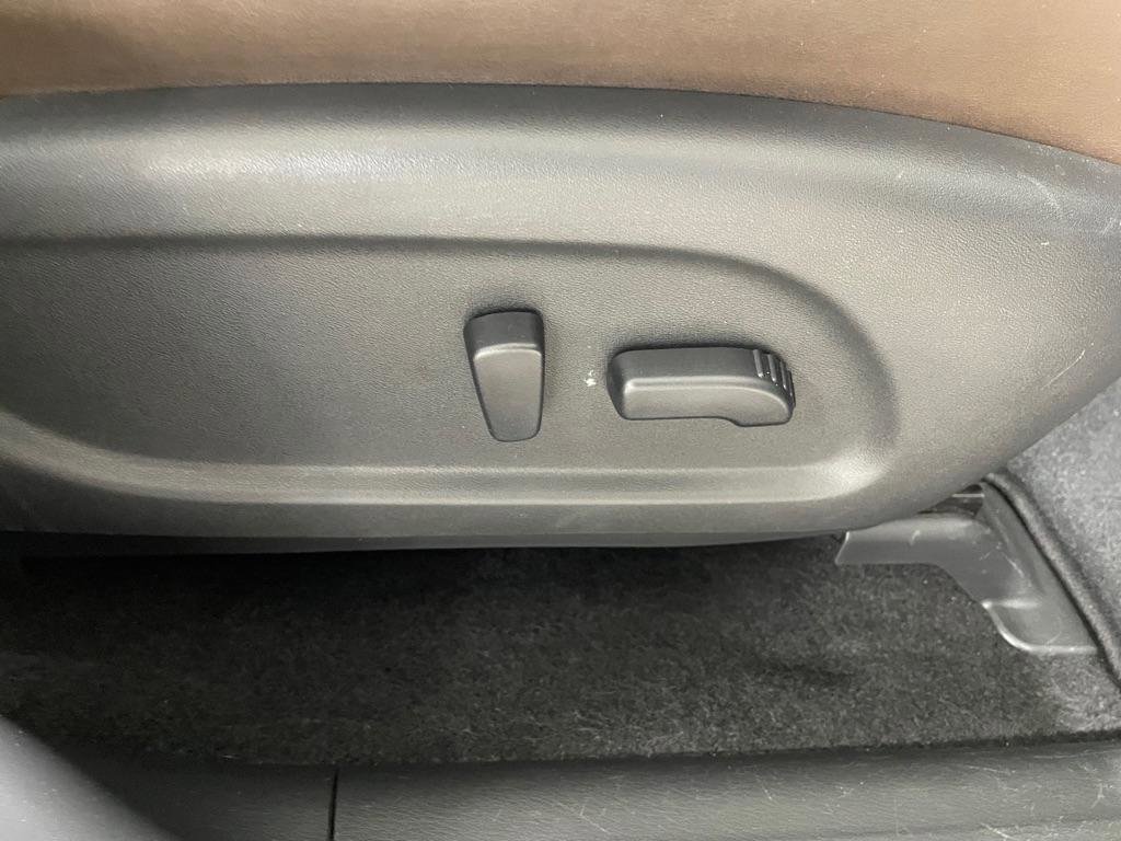 Used 2015 INFINITI QX60 AWD w/ Deluxe Touring Package image 30