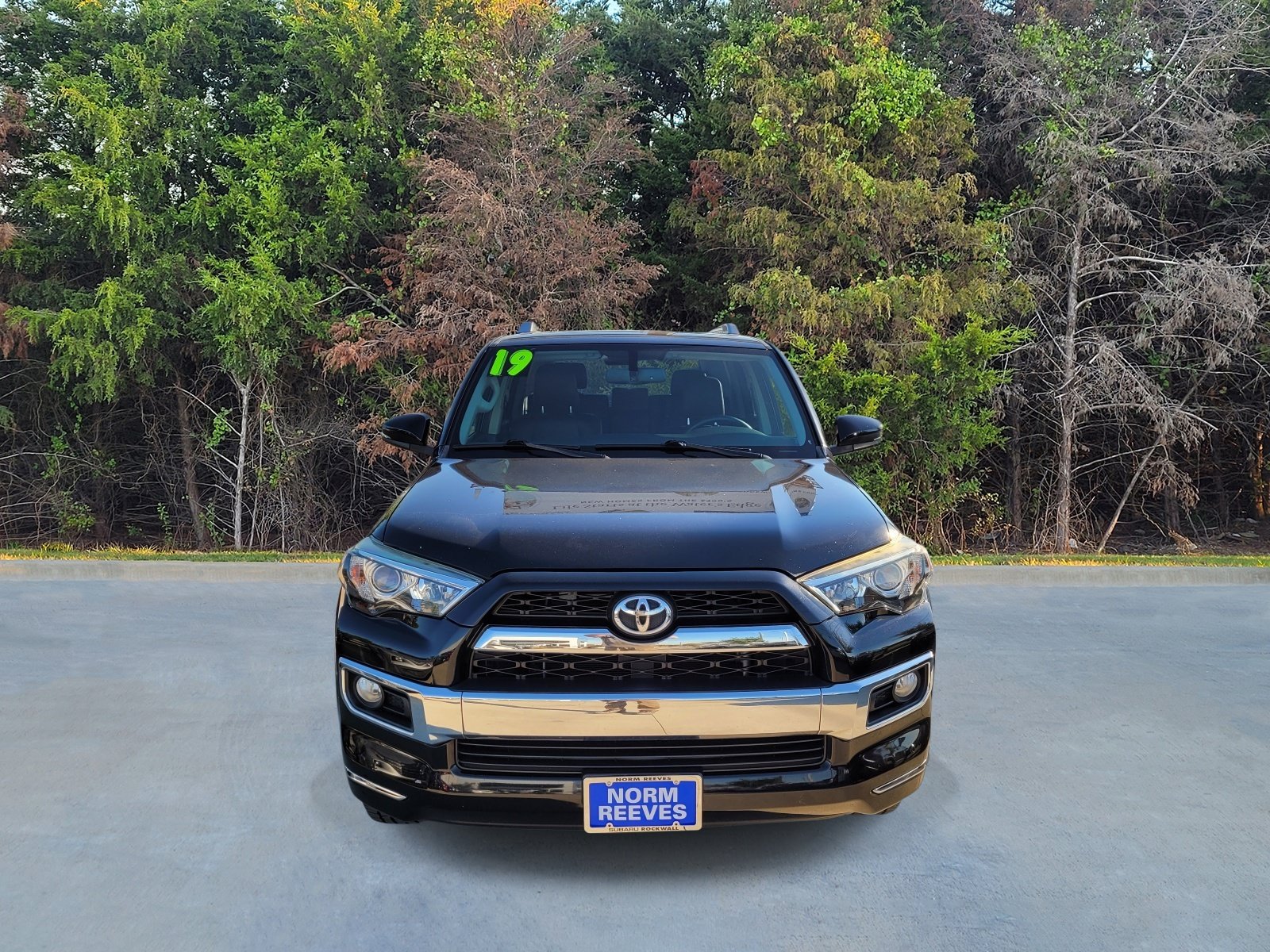 Used 2019 Toyota 4Runner Limited AWD/4WD image 2