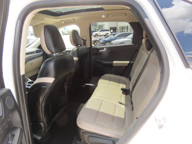 Used 2020 Ford Escape Titanium AWD/4WD image 19