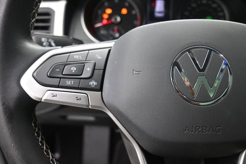 Used 2021 Volkswagen Atlas Cross Sport SE FWD image 14