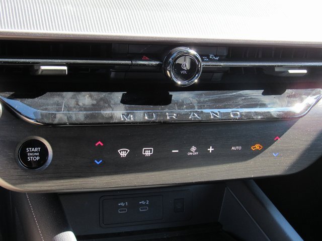 Used 2025 Nissan Murano SV image 19