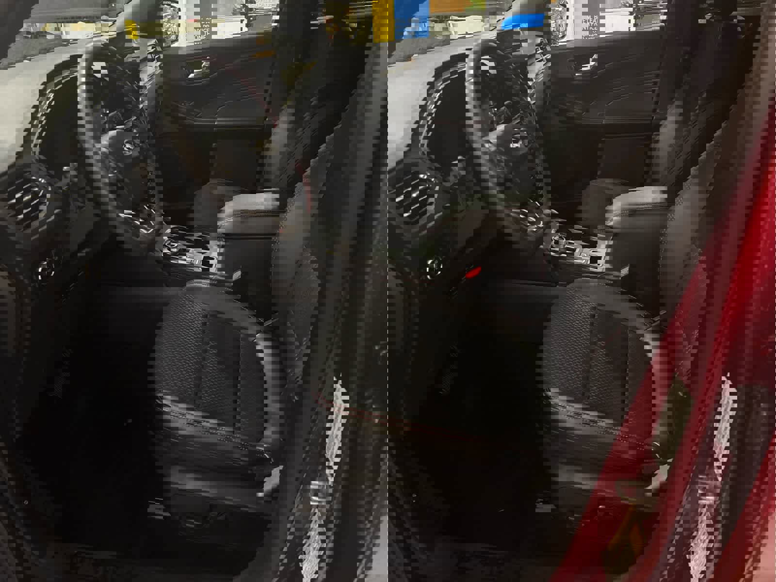 New 2025 Ford Escape ST-Line Elite image 25