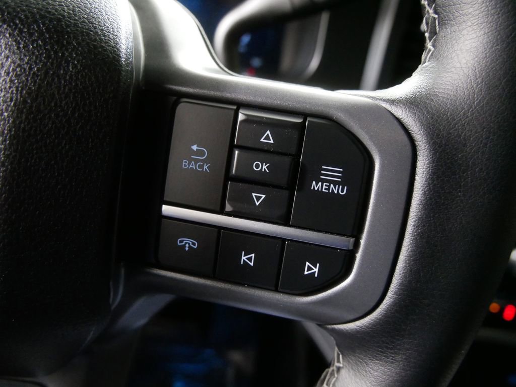 Used 2025 Ford F250 Lariat w/ Chrome Package image 22