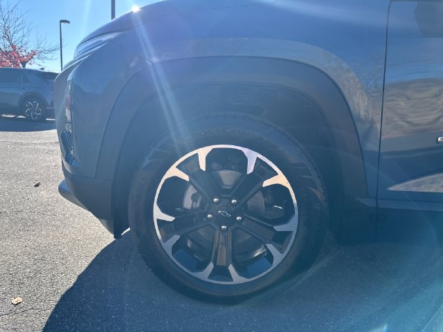 Used 2025 Chevrolet Equinox LT w/ Convenience Package II AWD/4WD image 23