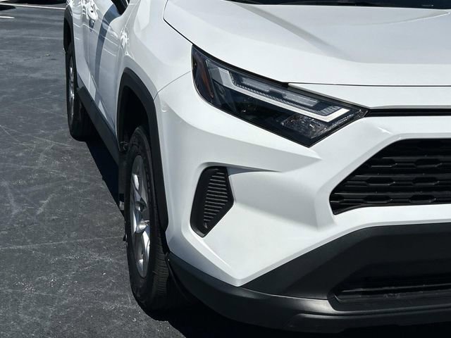 Used 2025 Toyota RAV4 XLE FWD image 10