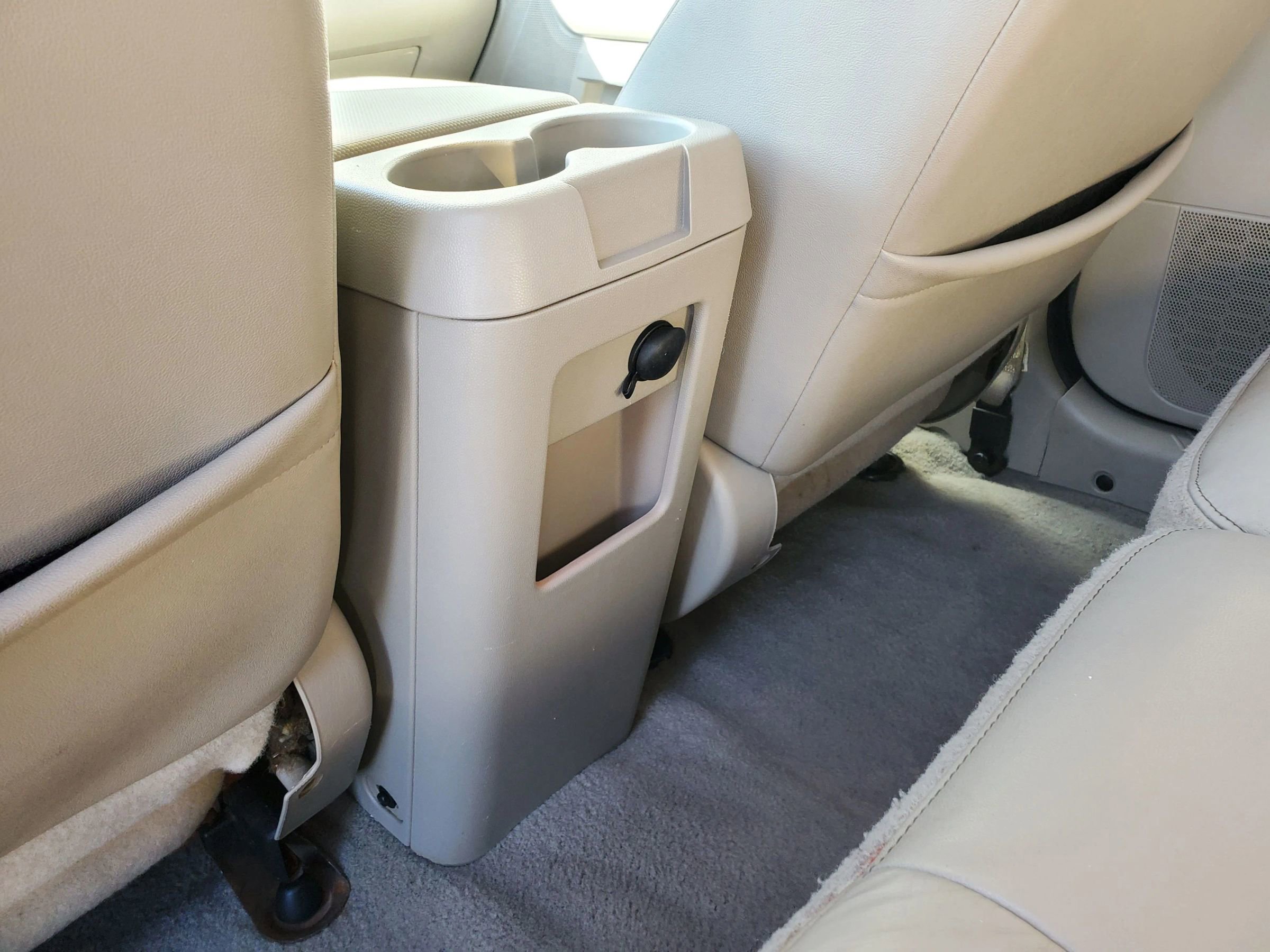 Used 2010 Mercury Mariner Premier image 27