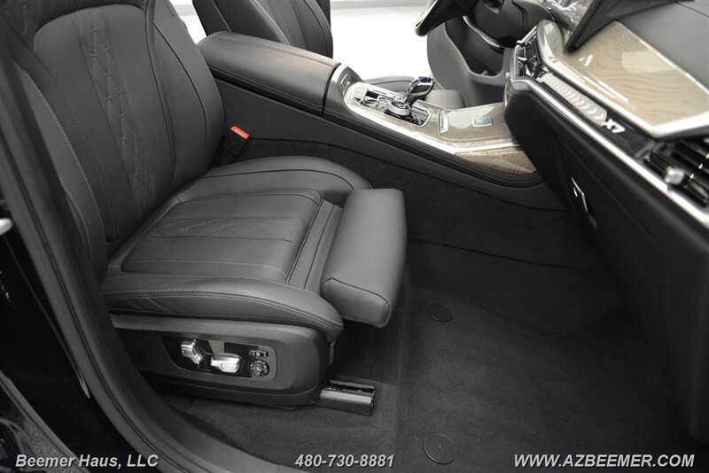 Used 2024 BMW ALPINA XB7 AWD/4WD image 22