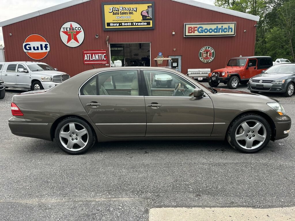 Used 2006 Lexus LS 430 RWD image 2