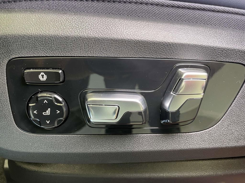 New 2026 BMW XM Label Red AWD/4WD image 13