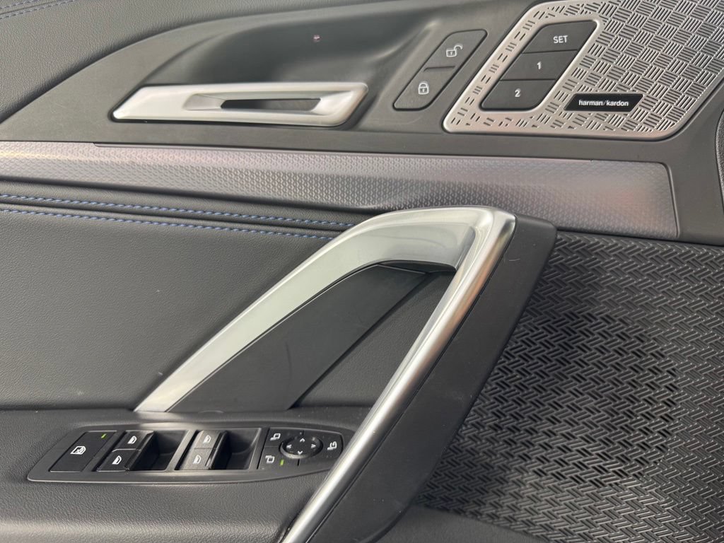 Certified 2025 BMW X1 M35i AWD/4WD image 9