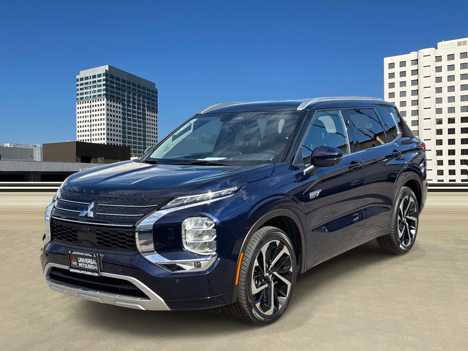 Used 2023 Mitsubishi Outlander SEL image 3