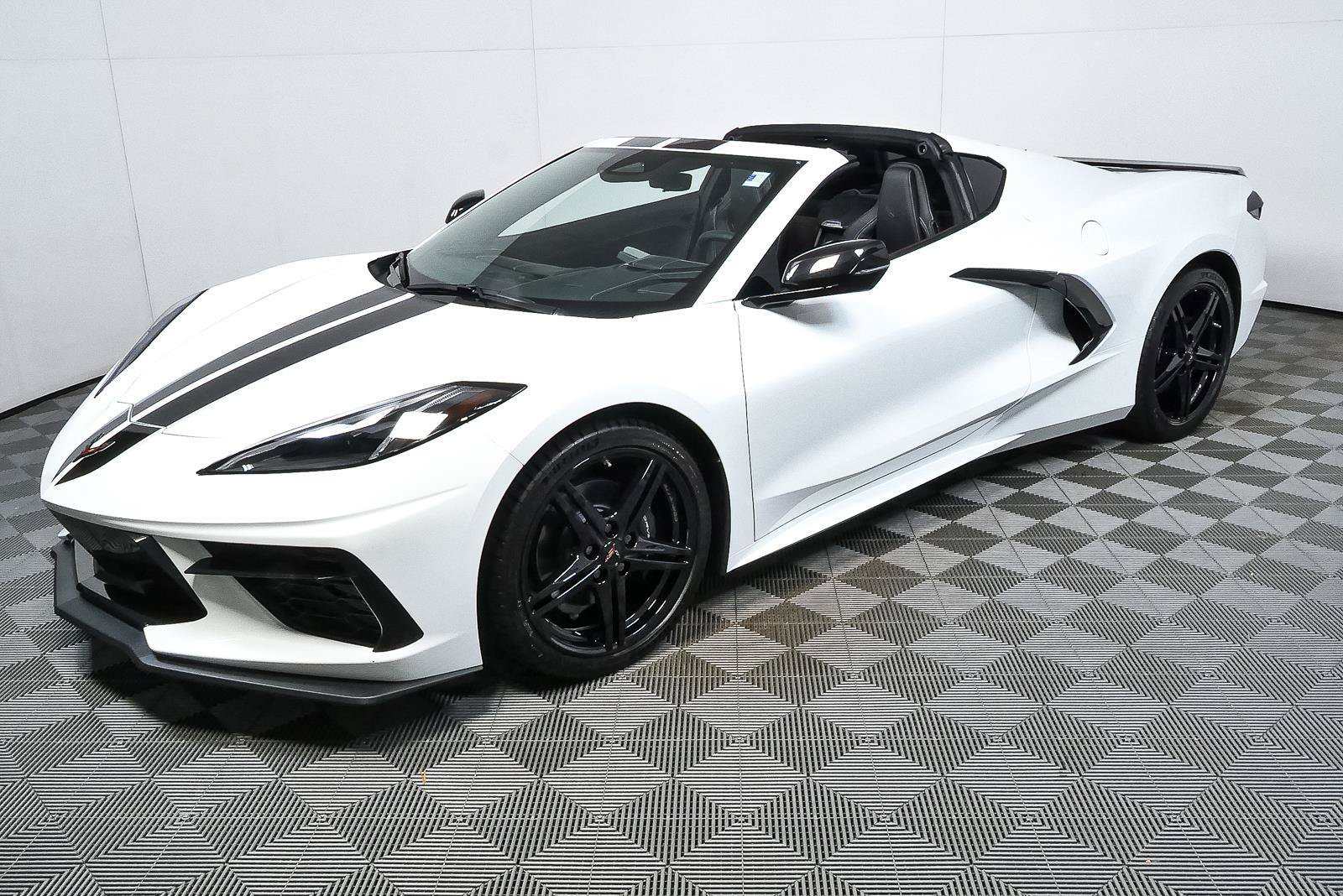 Certified 2026 Chevrolet Corvette Stingray Coupe w/ Battery Protection Package RWD image 32