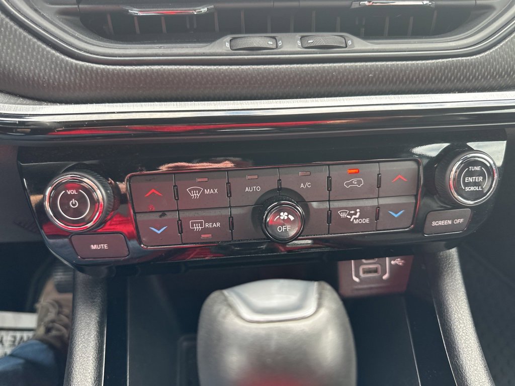 Used 2024 Jeep Compass Trailhawk image 39