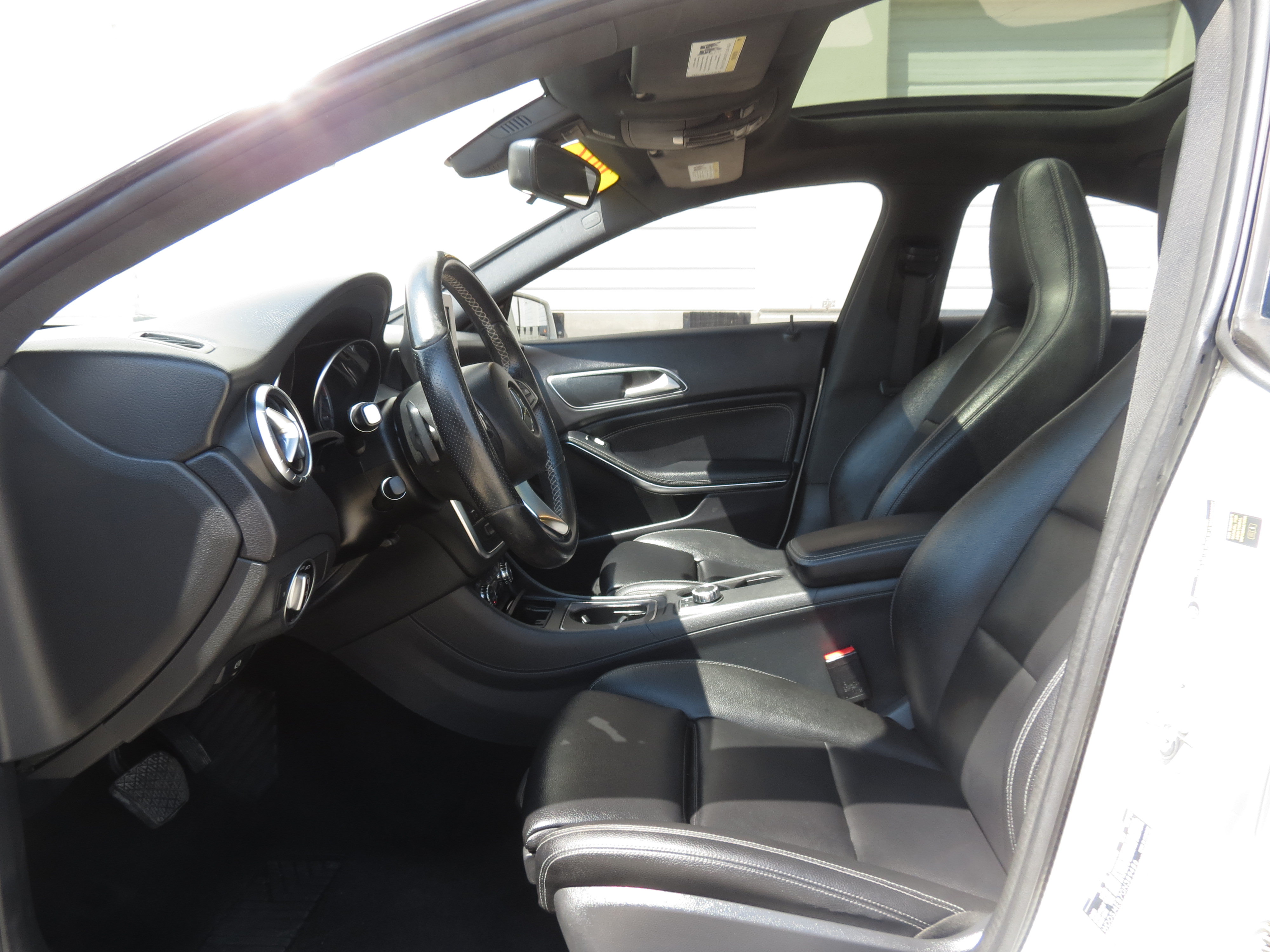 Used 2016 Mercedes-Benz CLA 250 image 28