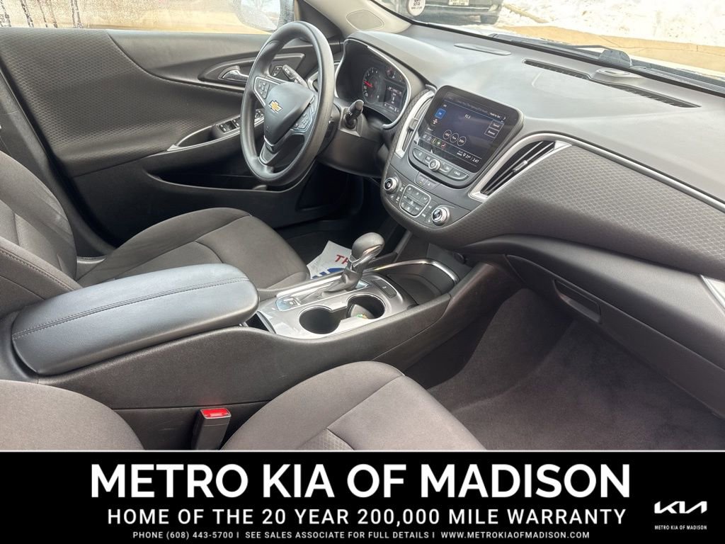 Used 2023 Chevrolet Malibu LT image 37