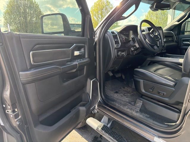 Used 2024 RAM 3500 Laramie w/ Night Edition image 19