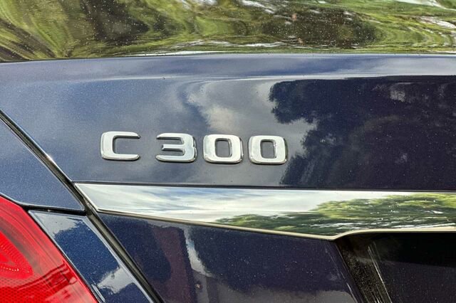 Used 2018 Mercedes-Benz C 300 4MATIC Sedan image 38