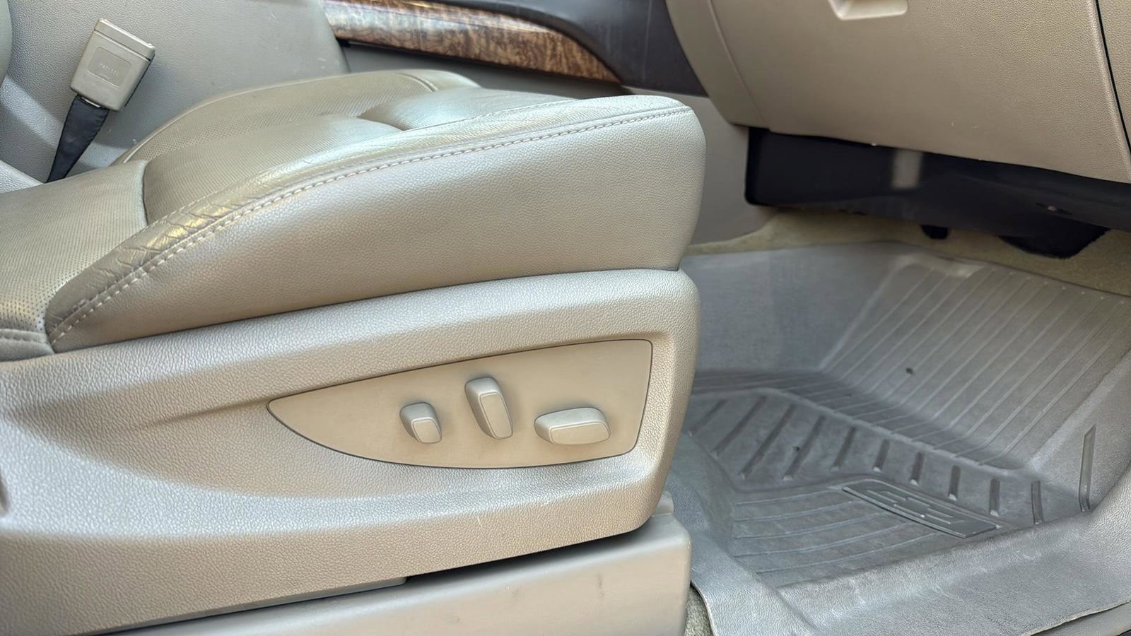 Used 2016 Chevrolet Tahoe LTZ image 25