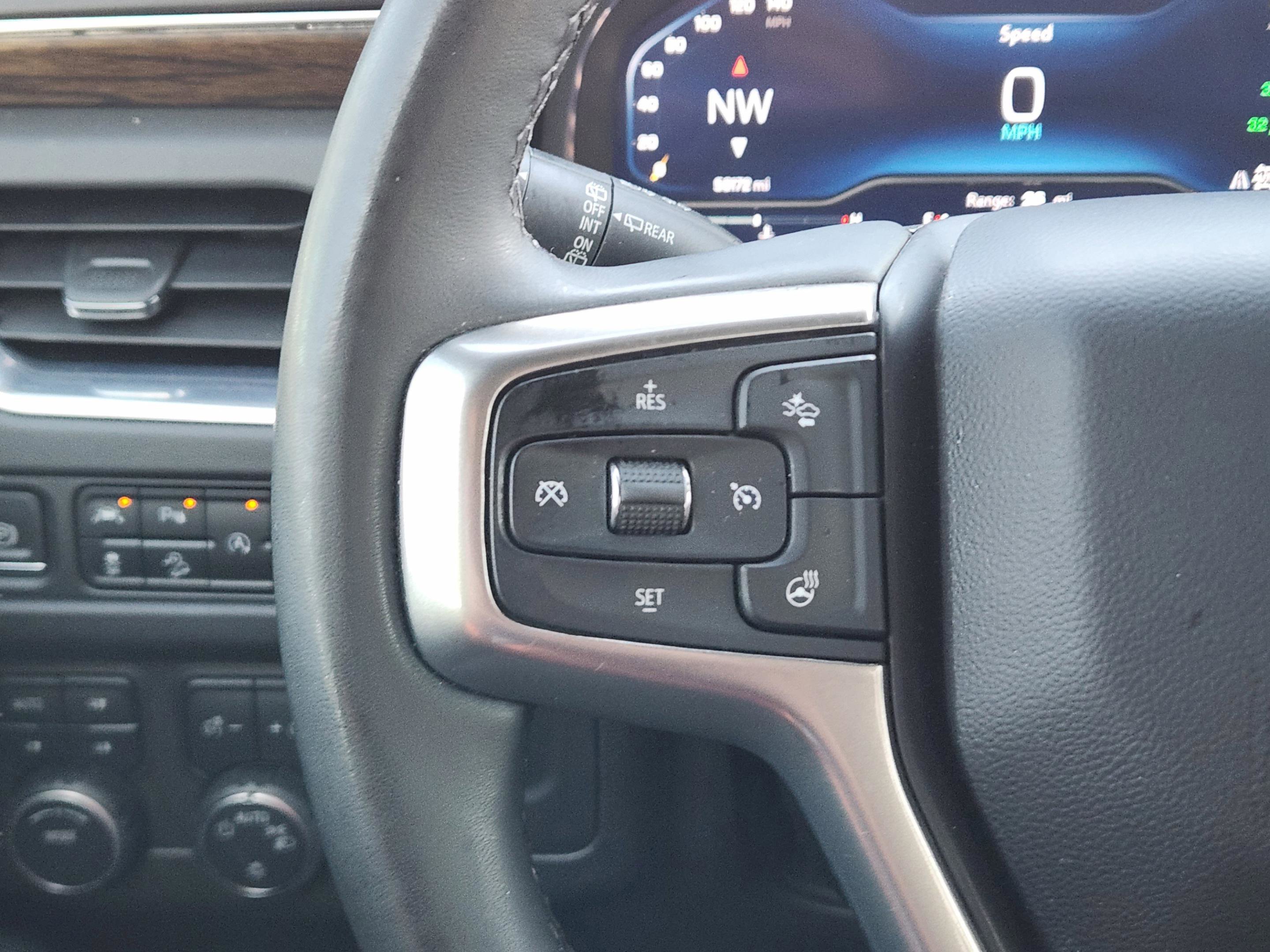 Used 2023 Chevrolet Tahoe Premier AWD/4WD image 31