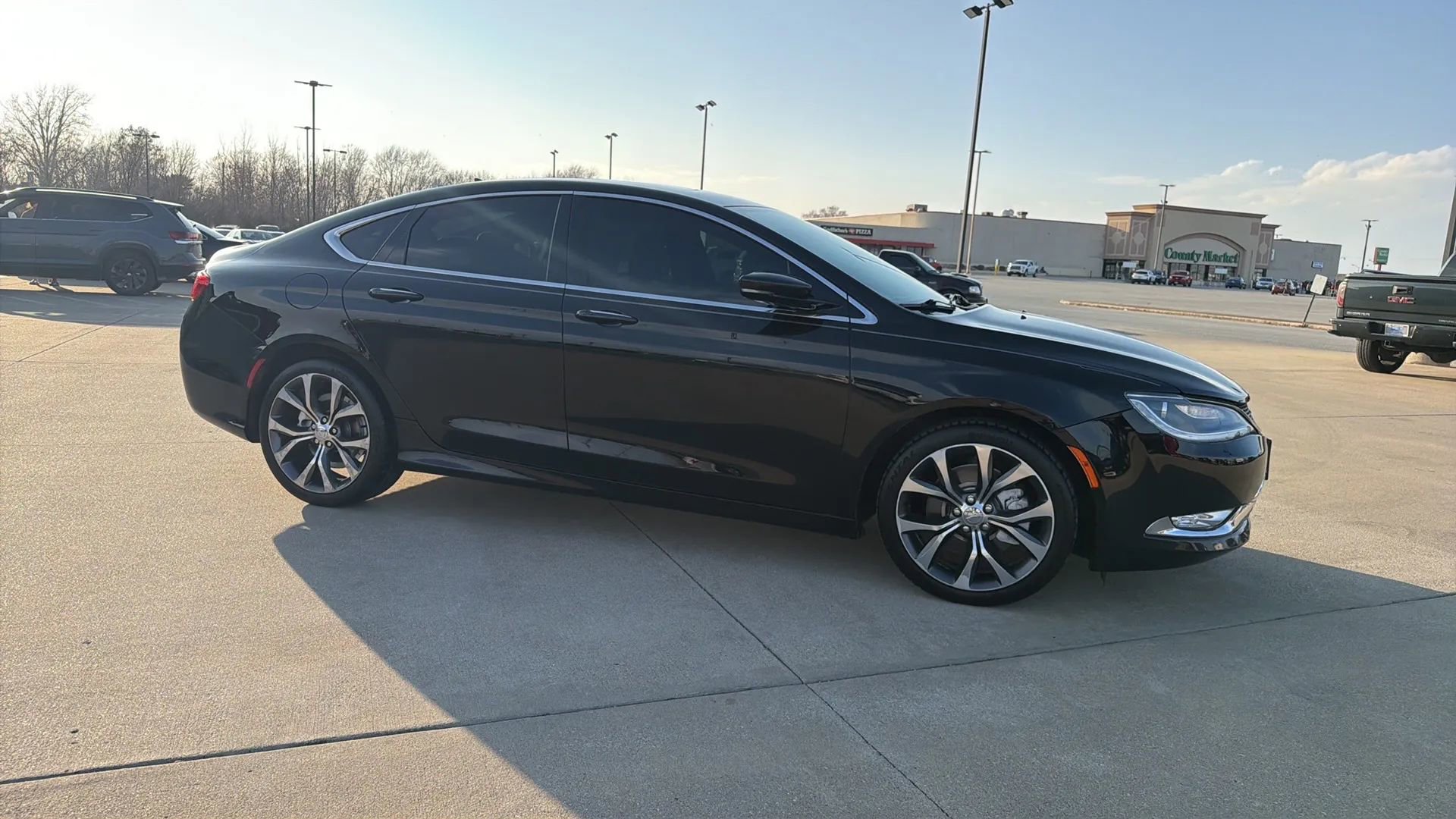 Used 2015 Chrysler 200 C w/ Navigation & Sound Group I image 25