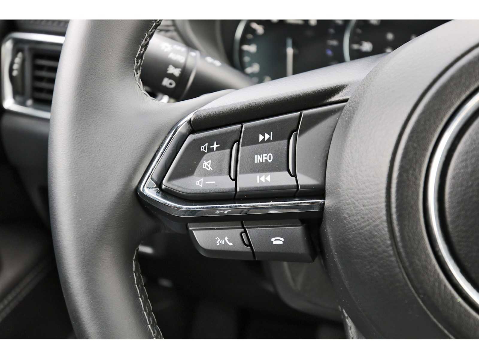 Used 2024 MAZDA CX-5 Signature image 15