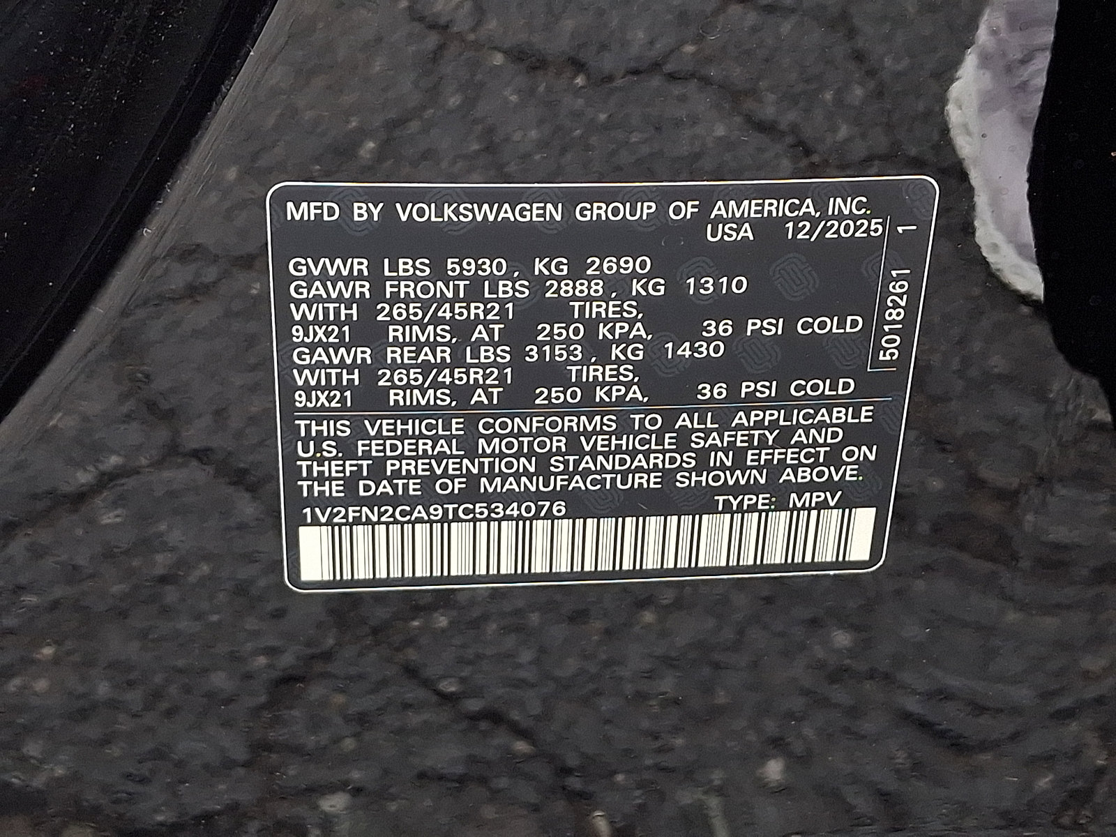 New 2026 Volkswagen Atlas SEL Premium R-Line image 18