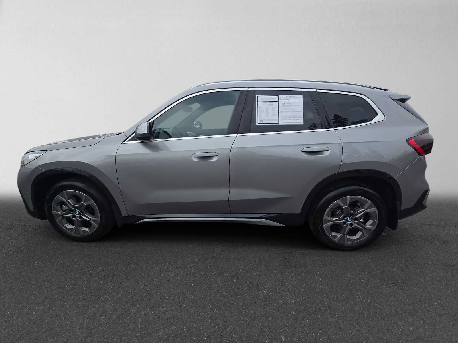 Used 2025 BMW X1 xDrive28i w/ Convenience Package AWD/4WD image 6