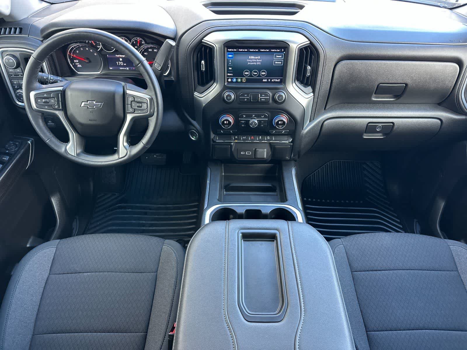 Used 2022 Chevrolet Silverado 1500 RST w/ Z71 Off-Road Package AWD/4WD image 3