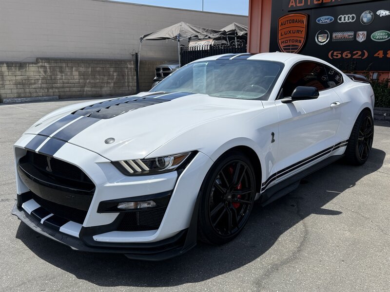 Used 2020 Ford Mustang Shelby GT500 w/ Technology Package RWD image 4