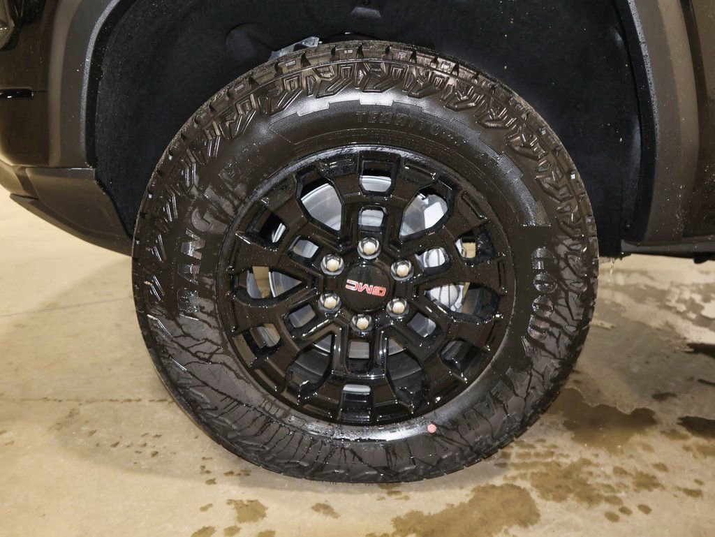 New 2026 GMC Canyon Elevation w/ Convenience Package image 31