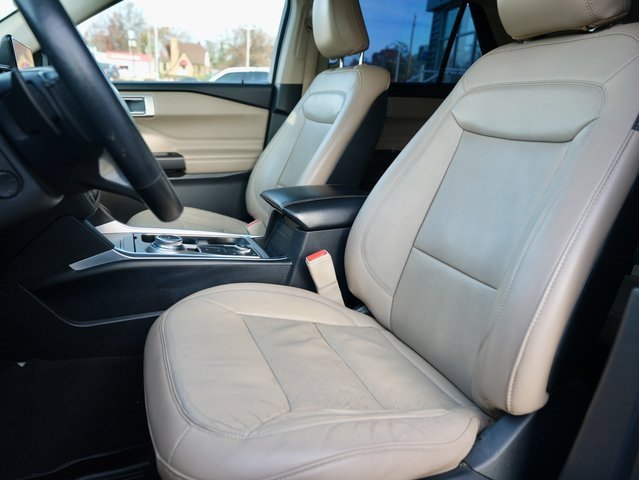 Used 2020 Ford Explorer Limited image 14