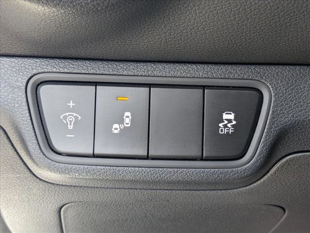 Used 2024 Kia Forte LXS w/ LXS Technology Package FWD image 13