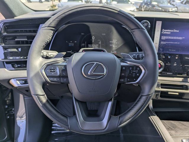 Used 2025 Lexus RX 350h w/ Convenience Package image 18