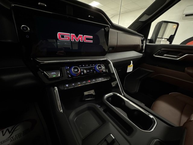 New 2026 GMC Sierra 2500 Denali Ultimate image 16