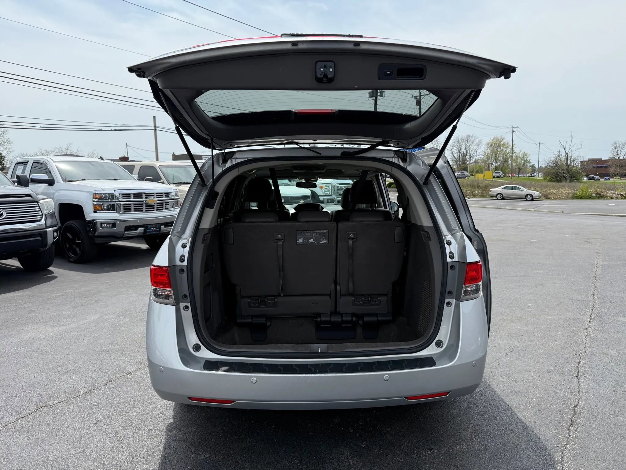 Used 2015 Honda Odyssey Touring Elite image 43