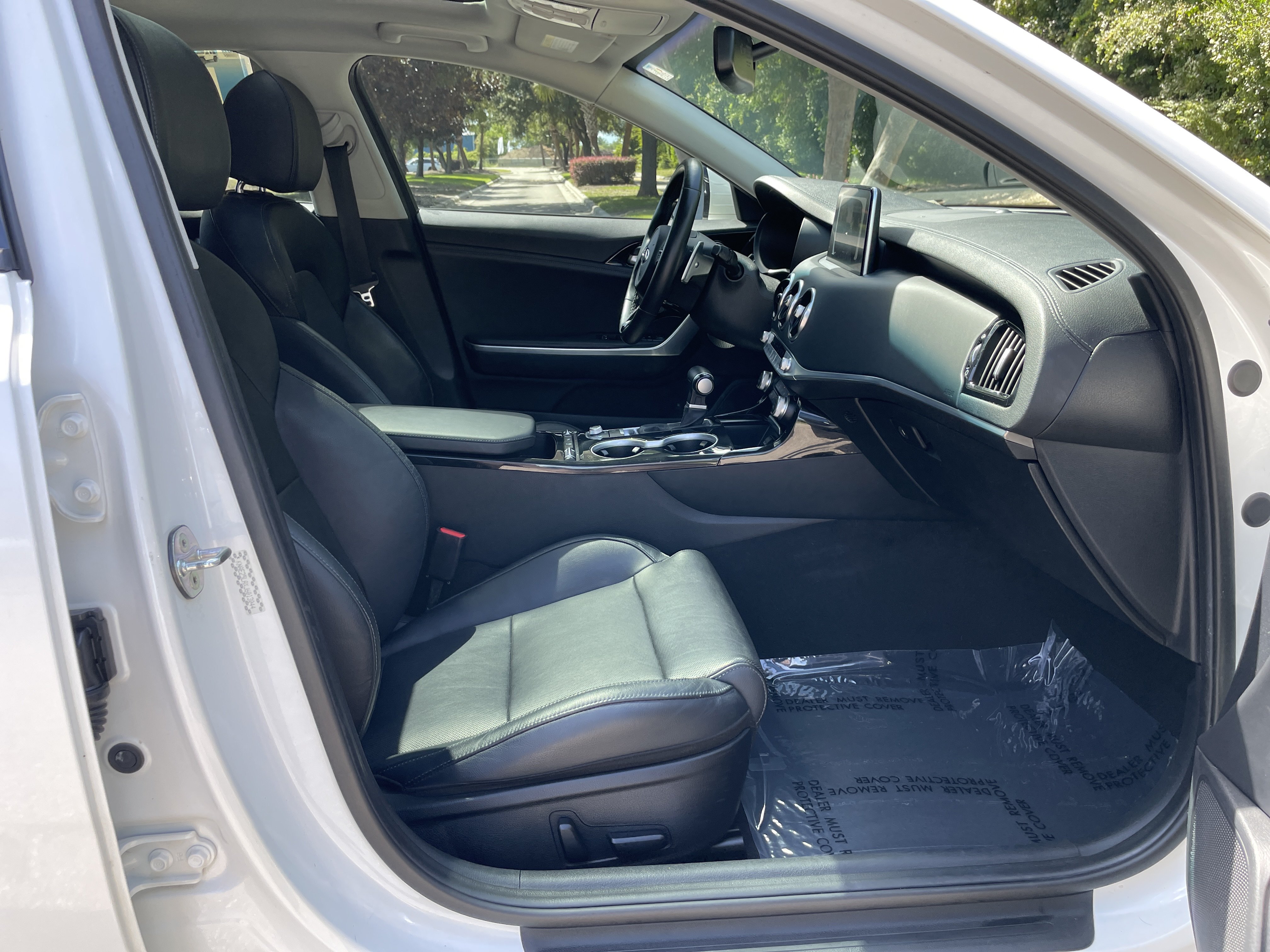 Used 2018 Kia Stinger Premium RWD image 32