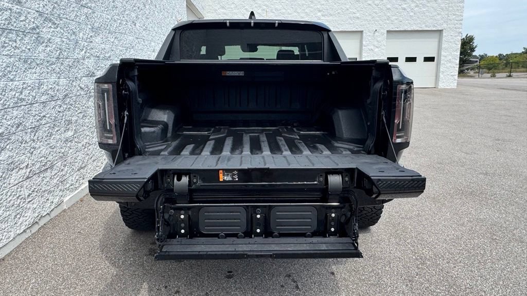 Used 2024 GMC Hummer EV 3X AWD/4WD image 5