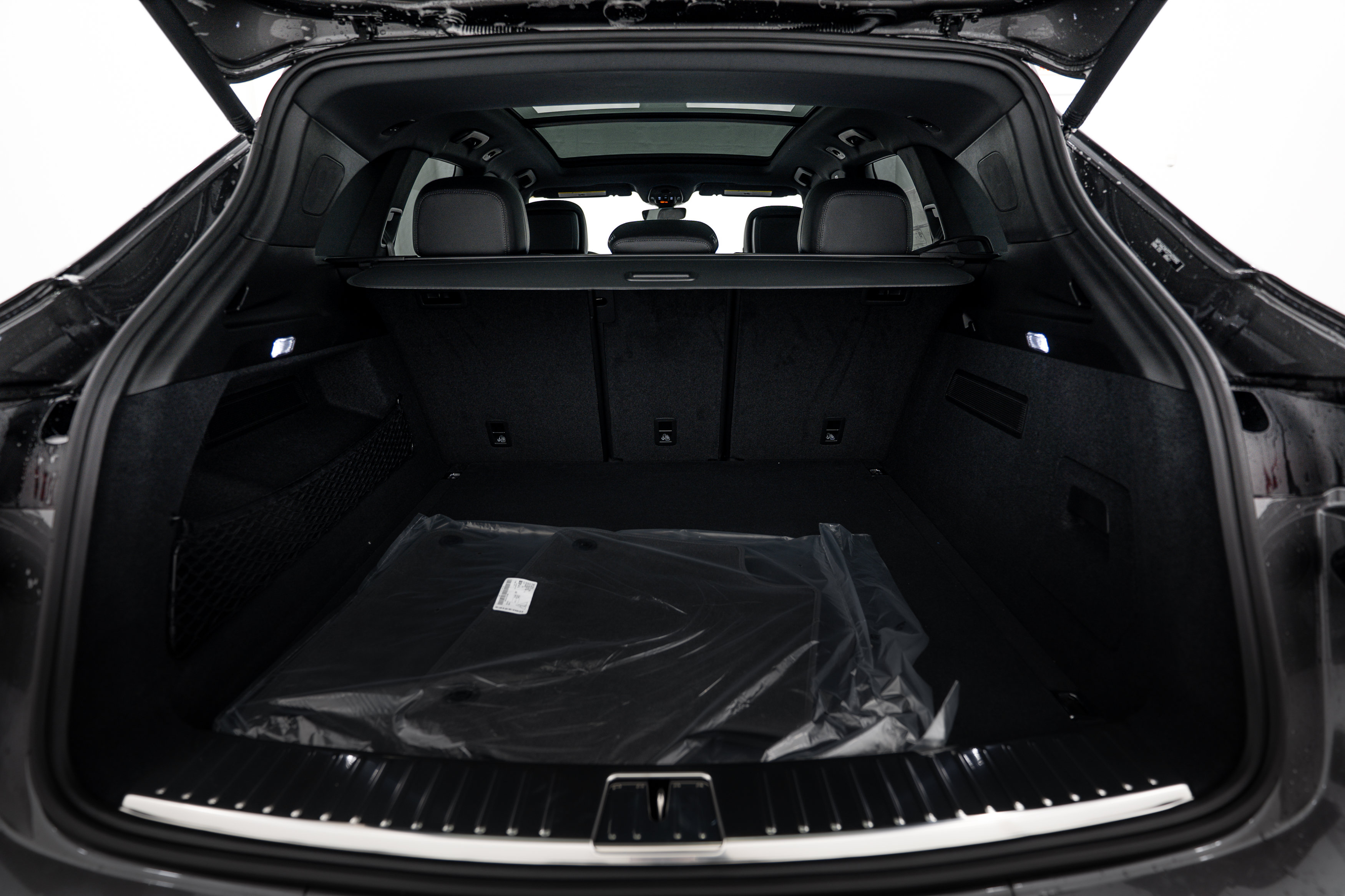Certified 2026 Porsche Cayenne AWD/4WD image 26