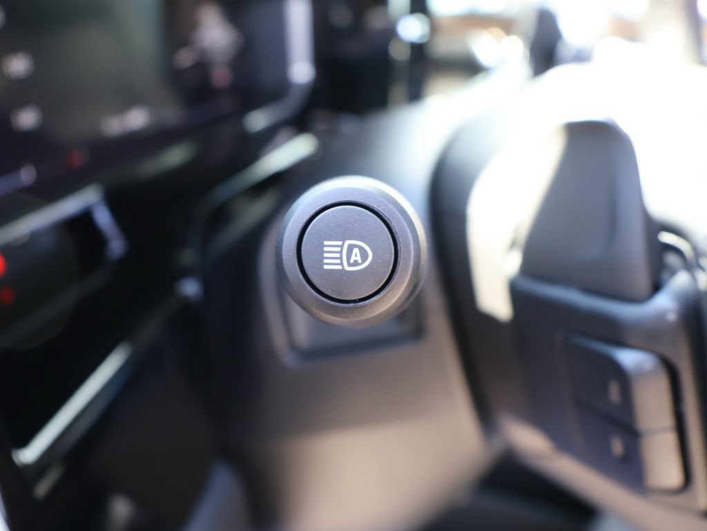 New 2026 GMC Sierra 1500 Elevation w/ Elevation Premium Package AWD/4WD image 14