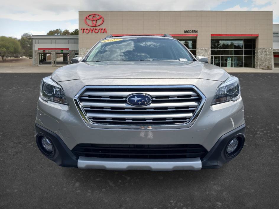 Used 2017 Subaru Outback 3.6R Limited AWD/4WD image 2