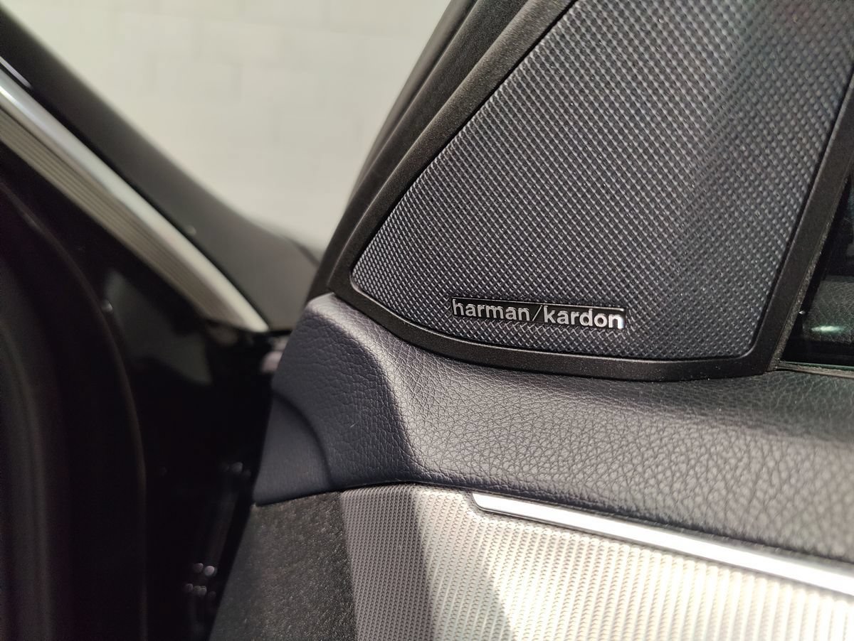 Used 2014 Mercedes-Benz E 350 4MATIC Wagon image 12