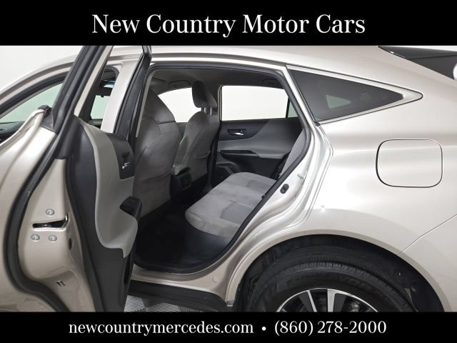Used 2021 Toyota Venza LE AWD/4WD image 15