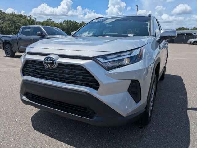 Used 2025 Toyota RAV4 XLE w/ Convenience Package FWD image 8