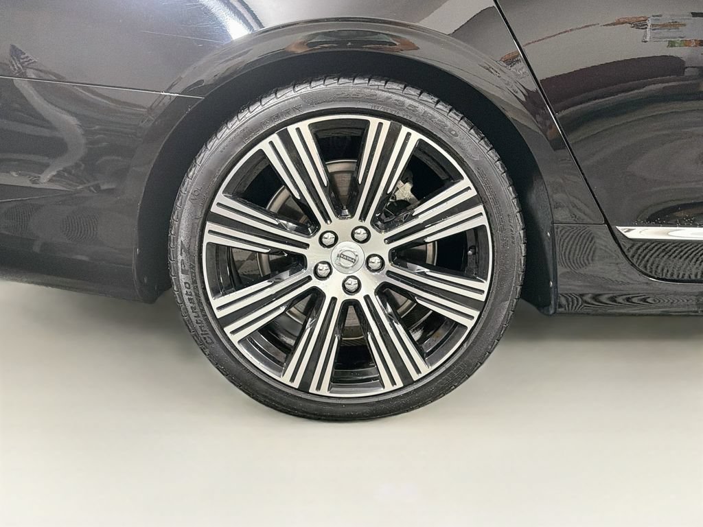 Used 2022 Volvo S90 B6 Inscription w/ Advanced Package AWD/4WD image 37