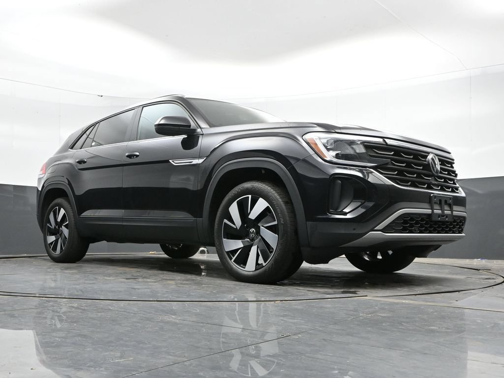 Used 2024 Volkswagen Atlas Cross Sport SE AWD/4WD image 42
